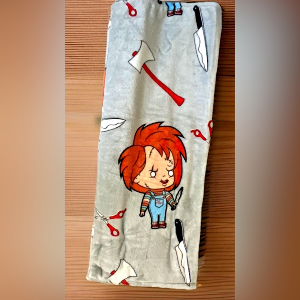 Chucky Doll Halloween Plush Throw 50"x70" Soft Blanket Grey Horror Wanna Play - Picture 4 of 4
